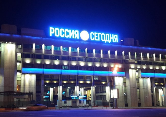 РИА «Новости» обманывает в заголовках: «ЕСПЧ указал Украине на нарушения прав человека», «Земан призвал не делать из Навального мученика» - «Антифейк»