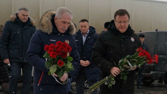 Самарский и ульяновский губернаторы почтили память погибших в ДТП - «Авто»