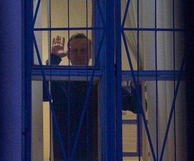 Выездной химкинский суд арестовал Навального на 30 суток - «Политика»