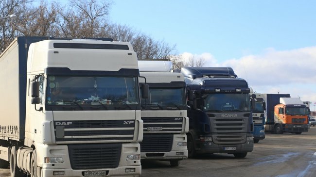 Транзит грузовиков свыше 12 тонн на 20-21 февраля переводится на ЦКАД - «Авто»