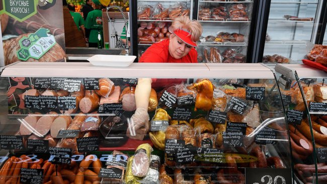 В России могут вырасти цены на колбасу и сосиски - «Бизнес»