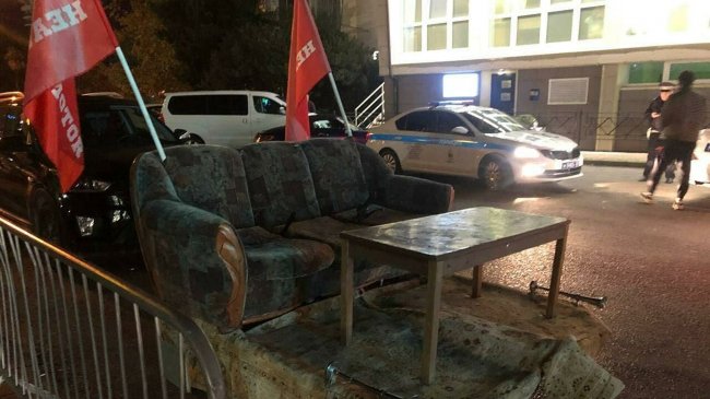 В Сочи водителя на диване оштрафовали за отсутствие ремней безопасности - «Авто»