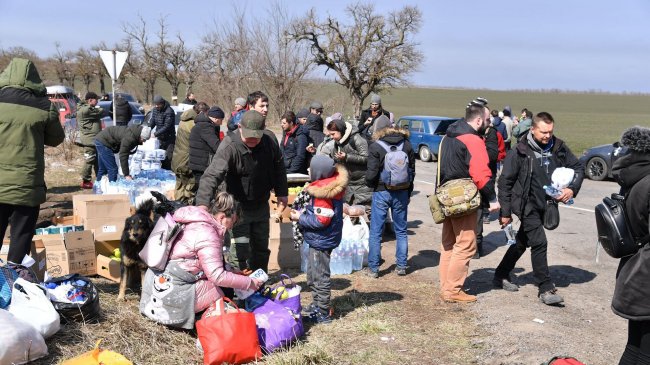 Размещенные в Херсонской области беженцы из Мариуполя возвращаются домой - «Новости России»