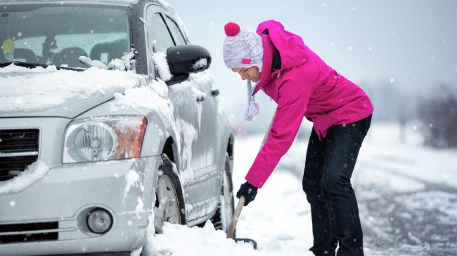 Автомобилистам напомнили, когда пора менять летнюю резину на зимнюю - «Авто»