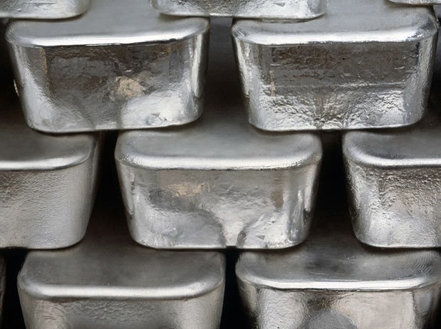 Silver Institute предсказал рекордный дефицит одного металла в России - «Новости России»