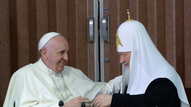 Епископ предложил устроить встречу главы РПЦ и папы римского в Марокко - «Религия»