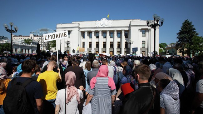 УПЦ призвала Зеленского положить конец гонениям на церковь - «Религия»