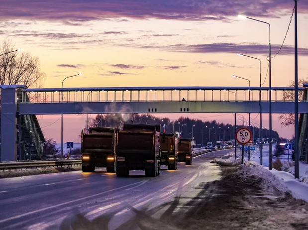 На Среднем Урале открыли движение по обновленным участкам важных федеральных дорог - «Новости России»