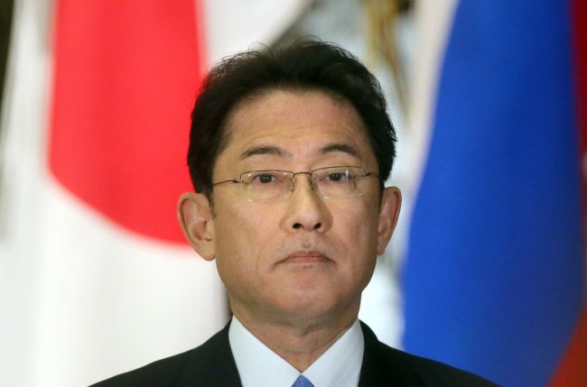 В Японии оппозиция осудила премьера Кисиду за молчание насчет снарядов с обедненным ураном - «Военные новости»