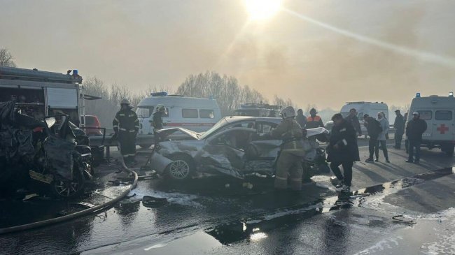 В Ульяновске произошло крупное ДТП из восьми автомобилей - «Авто»