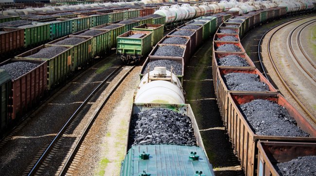 В Кузбассе заявили о снижении погрузки угля в западном и южном направлениях - «Бизнес»