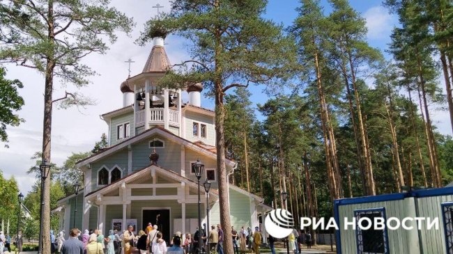 Патриарх Кирилл освятил в Петербурге храм в честь Петра и Февронии - «Религия»