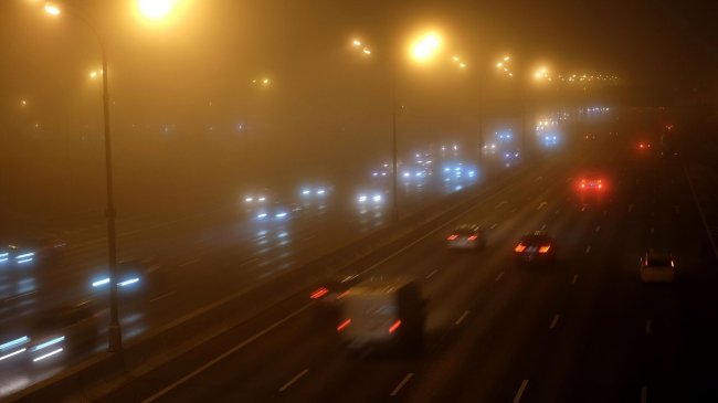 Московских водителей предупредили об ухудшении видимости из-за тумана - «Авто»