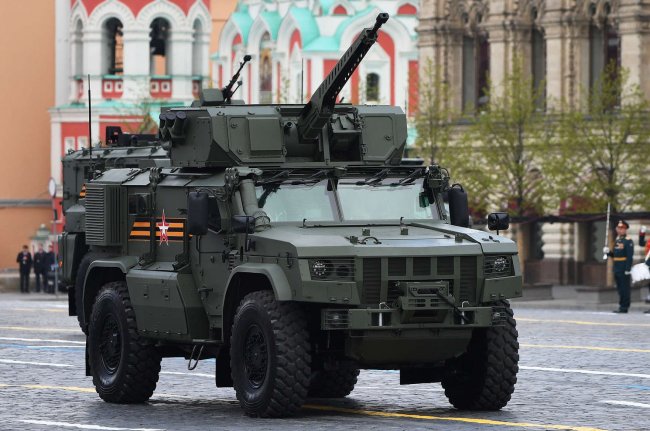 В России появится беспилотный бронеавтомобиль - «Военные новости»