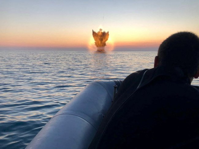 МО: в Черном море уничтожены катера с десантом ВСУ - «Военные новости»