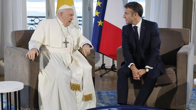 Папа Франциск и Макрон обсудили проблемы эвтаназии - «Религия»