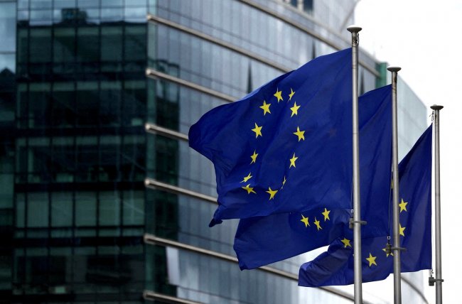 Reuters: Австрия сняла вето с 12-го пакета санкций ЕС против России из-за RBI - «Бизнес»