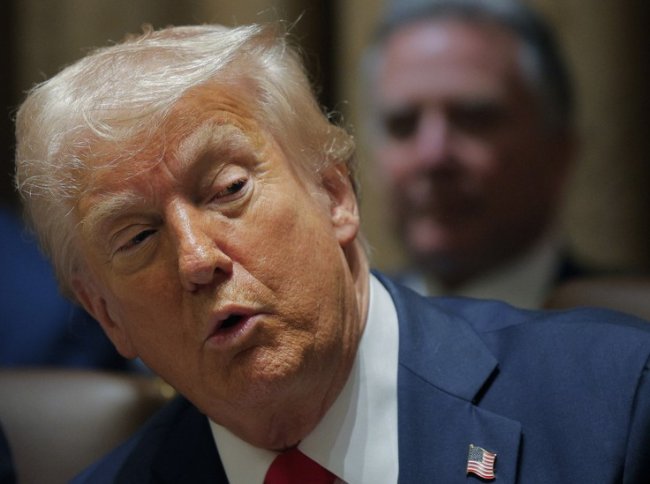 Скрытая ирония Трампа: лингвисты объяснили смысл названия «Дискомбобулятор» - «Последние новости»