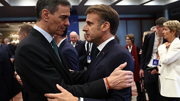 Макрон поддержал испанского премьера Санчеса в споре с США - «Последние новости»
