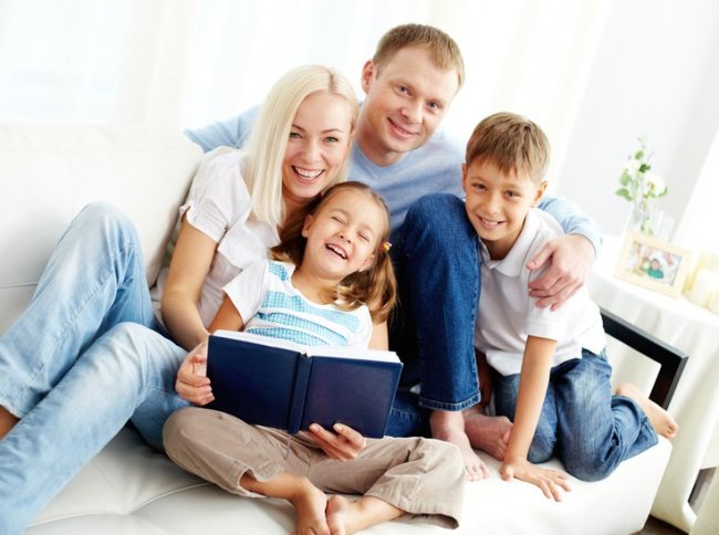 Глава ВЦИОМ назвал главные условия для рождения второго ребёнка в России - «Последние новости»