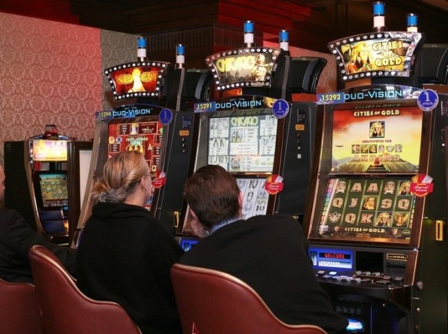 Психолог сравнила казино с «эмоциональным фастфудом» для уставших россиян - «Последние новости»